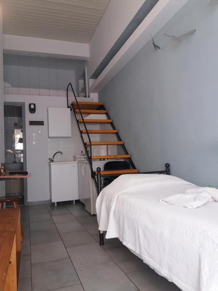 Aparthotel Oikeion à Ermoúpoli Extérieur photo