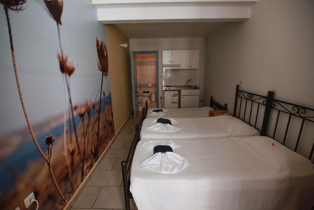 Aparthotel Oikeion à Ermoúpoli Chambre photo
