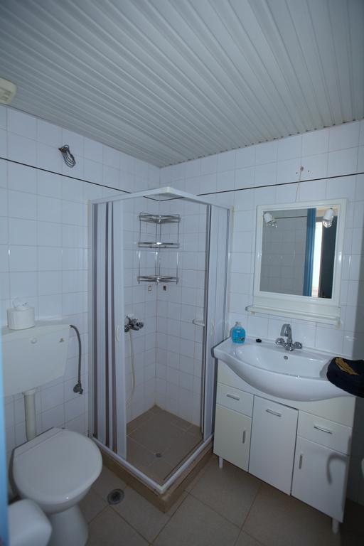 Aparthotel Oikeion à Ermoúpoli Chambre photo